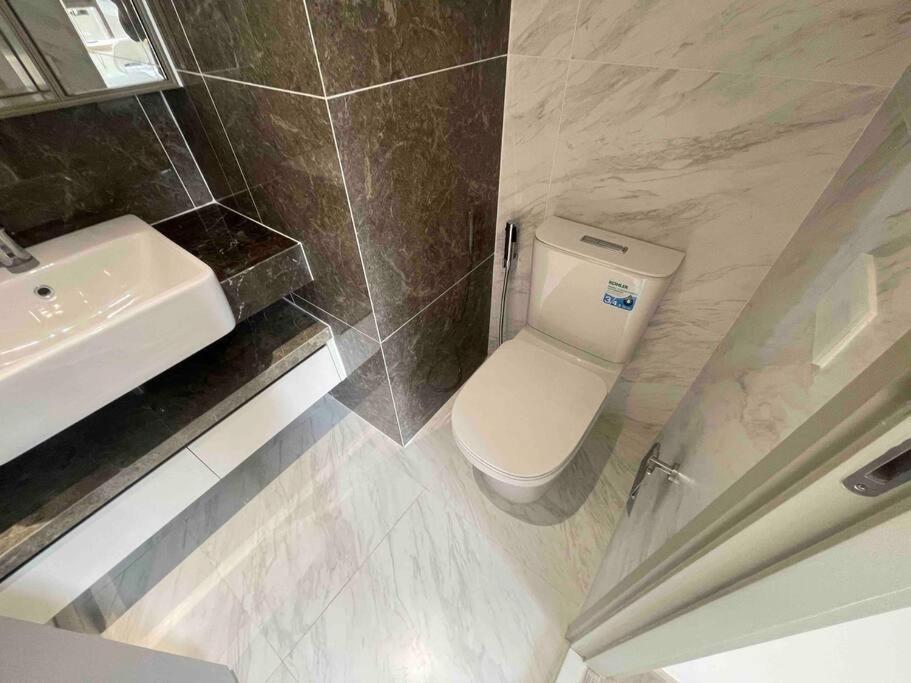 Appartement Sukhumvit 10 Asoke Terminal 21 暹罗商圈 四面佛 Nana 72
