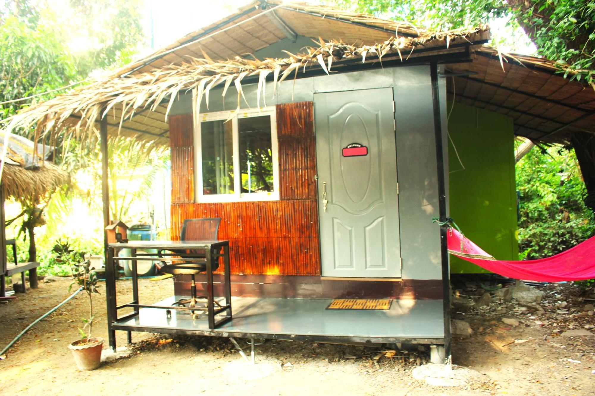 Do Dee Cafe Asrama