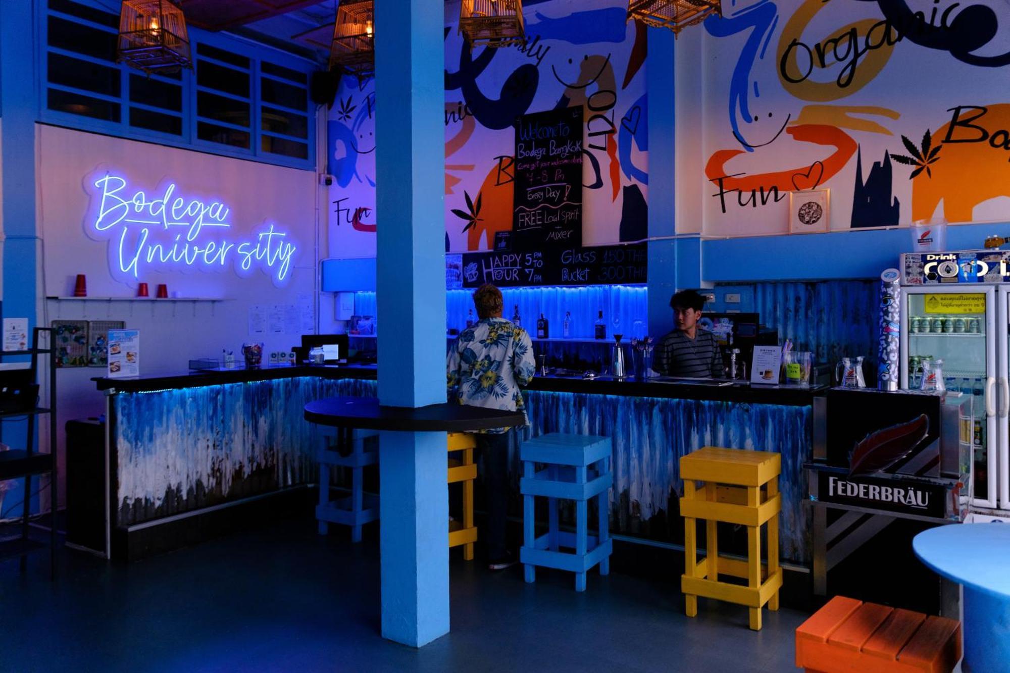 Bodega Soi 23 (adults Only) Hostel *