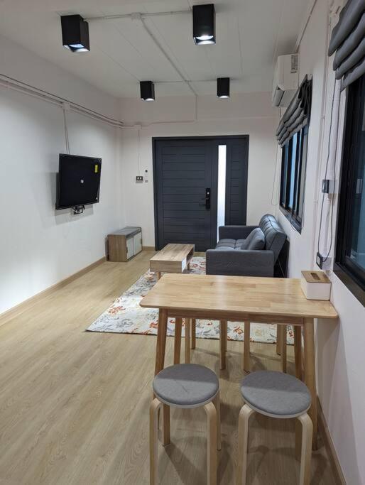 Cloud9 Hometel - Entire House 3br 170m To Bts Private Quiet & Comfy