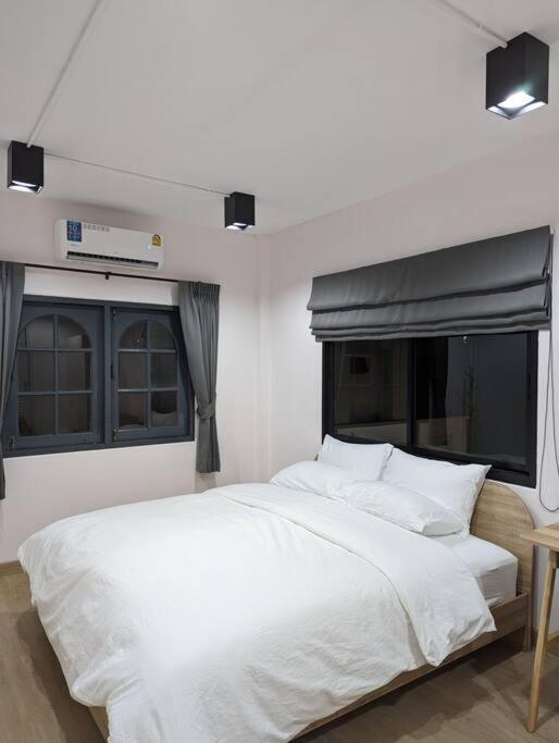 Cloud9 Hometel - Entire House 3br 170m To Bts Private Quiet & Comfy *