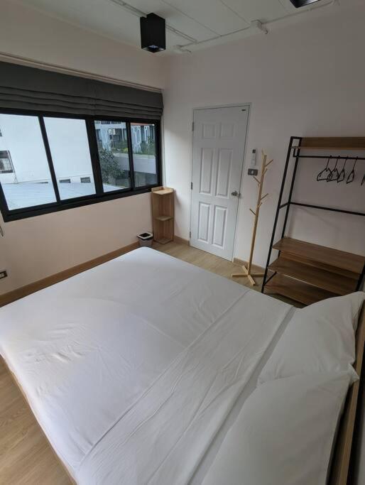 Cloud9 Hometel - Entire House 3br 170m To Bts Private Quiet & Comfy Holiday home *