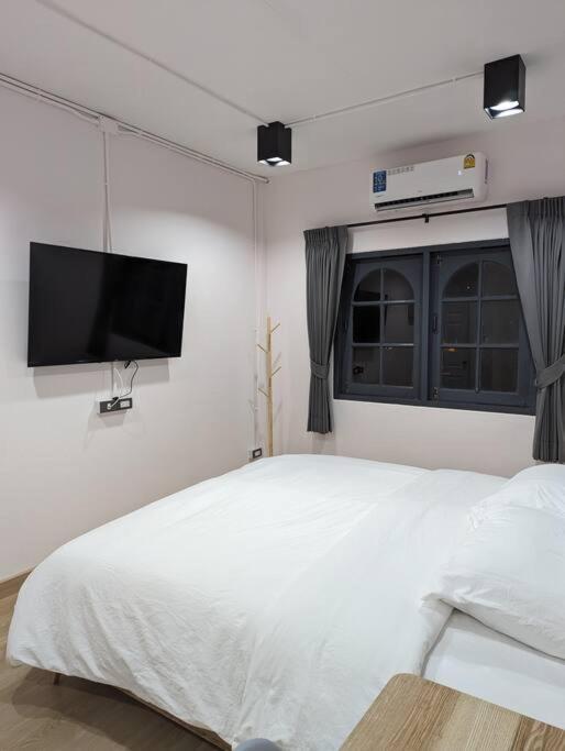 Cloud9 Hometel - Entire House 3br 170m To Bts Private Quiet & Comfy * Bangkok