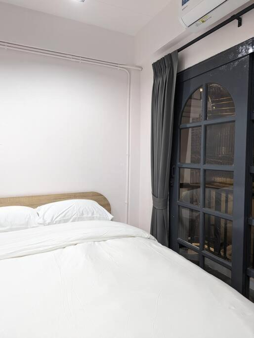 Сasa de vacaciones Cloud9 Hometel - Entire House 3br 170m To Bts Private Quiet & Comfy Bangkok