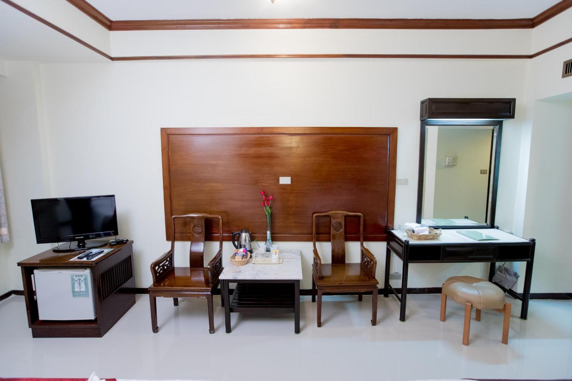 Hotel Mido