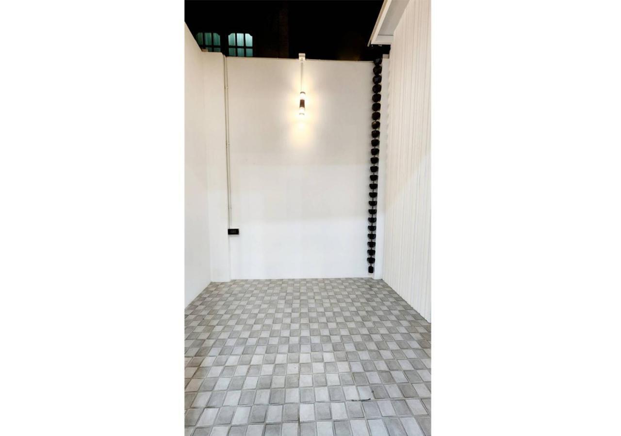 Lasalle House,bts,suvarnabhumi Airport,mega Bangna
