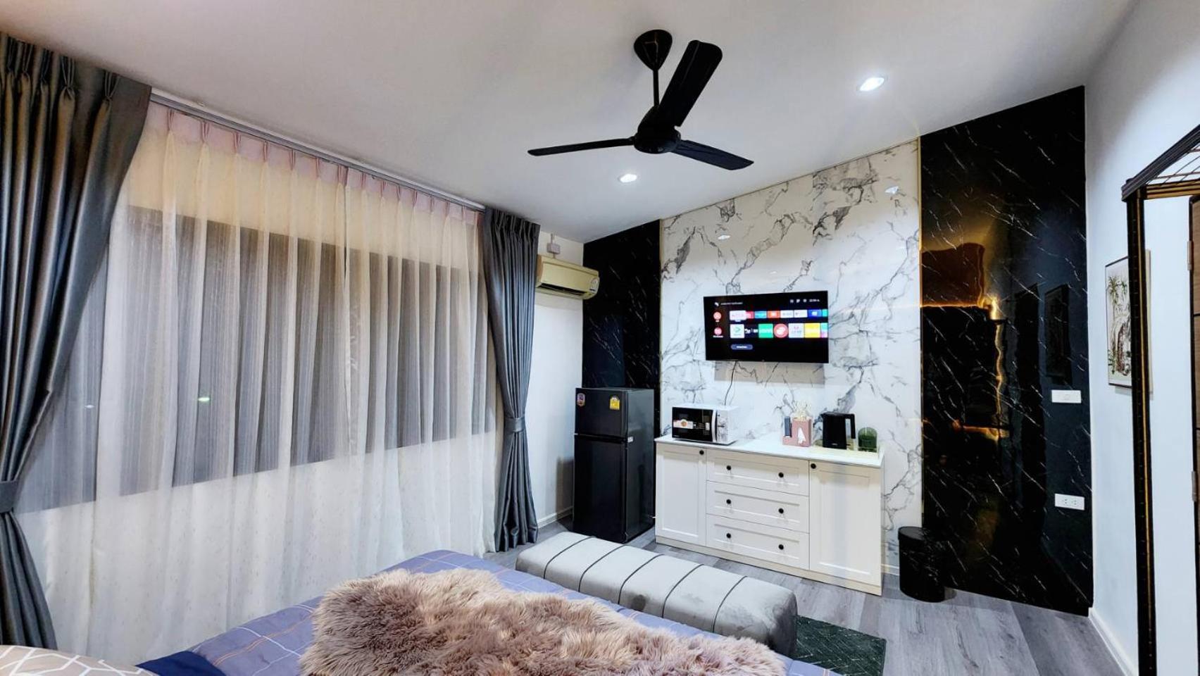 Apartment Lasalle House,bts,suvarnabhumi Airport,mega Bangna *