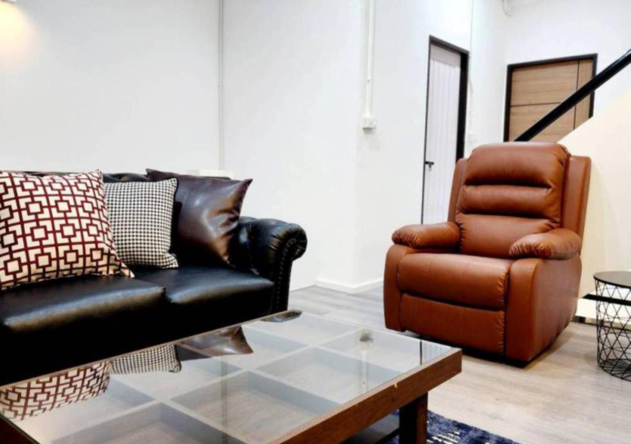Apartment Lasalle House,bts,suvarnabhumi Airport,mega Bangna *