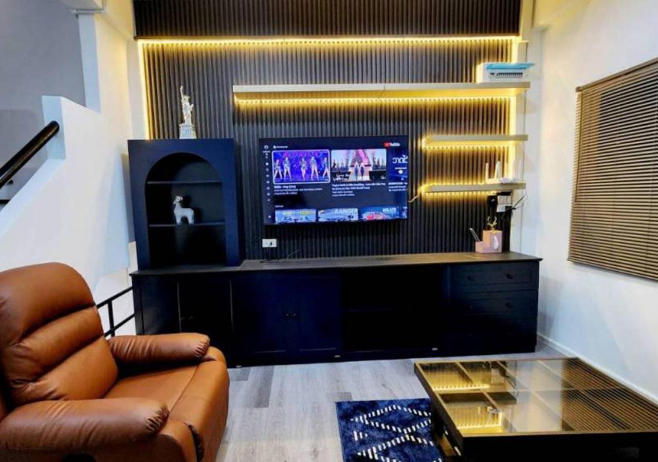 Apartment Lasalle House,bts,suvarnabhumi Airport,mega Bangna Bangkok