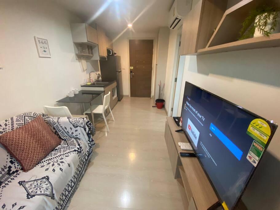 Cozy With Free Wi-fi Netflix Near Bts Onnut Bangkok