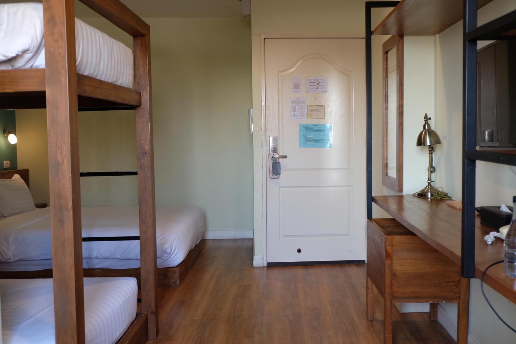 Nhà trọ Siri Poshtel