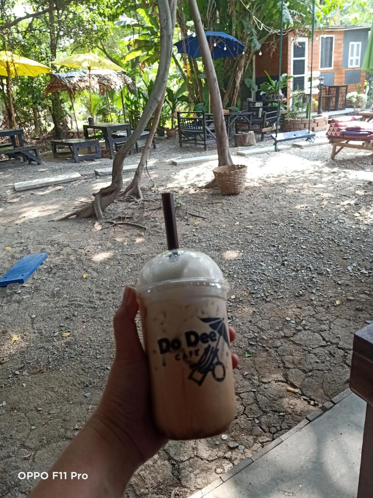 Asrama Do Dee Cafe Bangkok