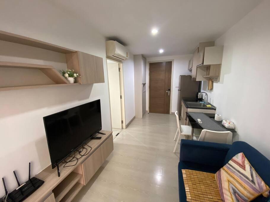 Sukhumvit 50 Quiet One Bedroom Near Bts Onnut Apartment