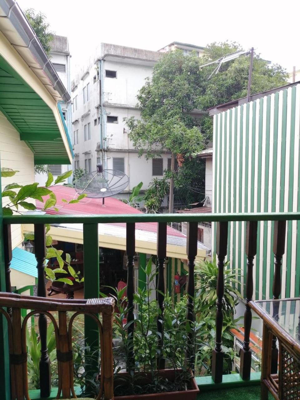 Baan Tepa Boutique House Acomodação com café da manhã  Banguecoque