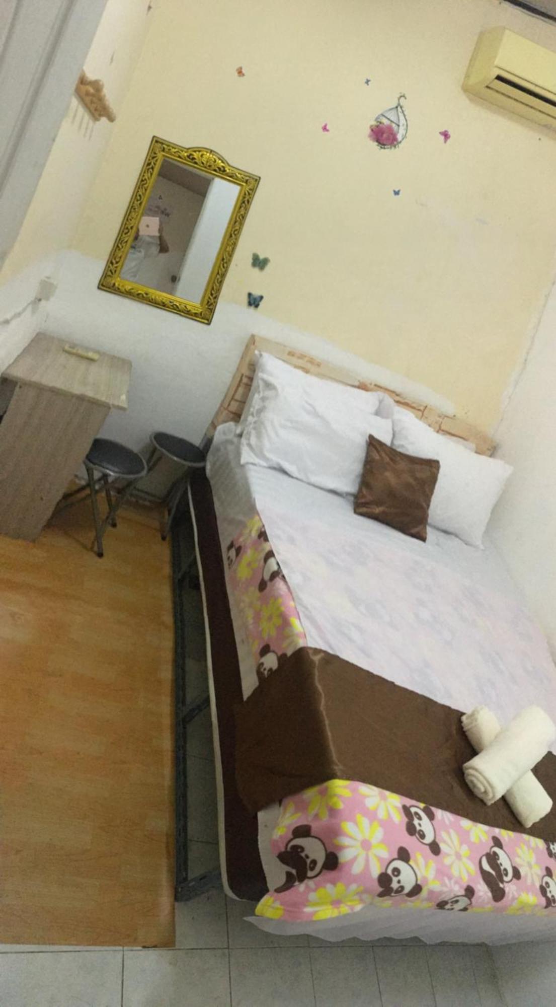 24 Hostel