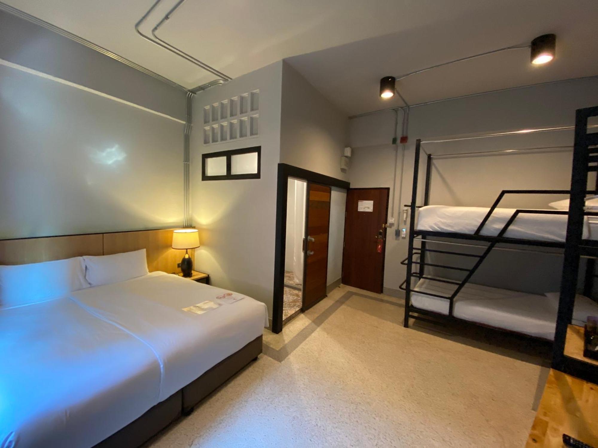 W22 By Burasari Hotel