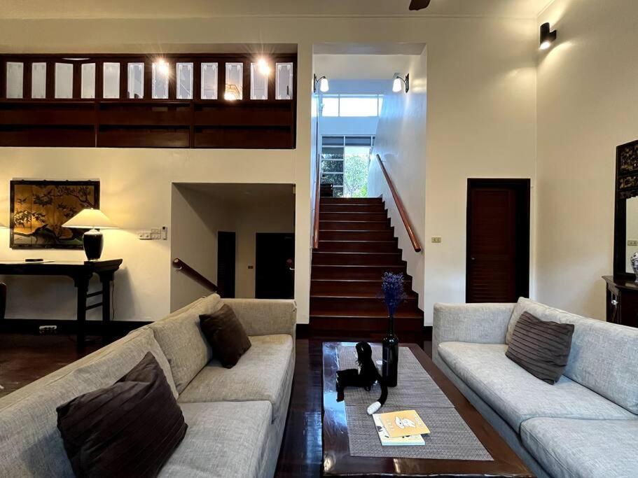4br Entire House Center Bts Sky Train Mall Villa Bangkok