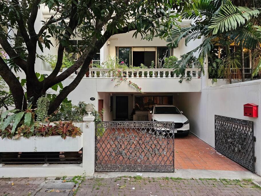 4br Entire House Center Bts Sky Train Mall Villa *