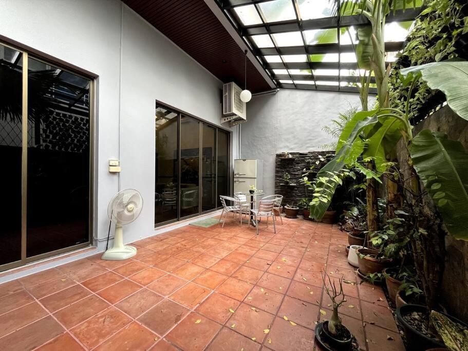 4br Entire House Center Bts Sky Train Mall * Bangkok