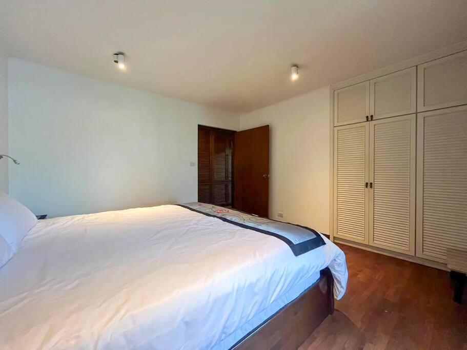 4br Entire House Center Bts Sky Train Mall Bangkok