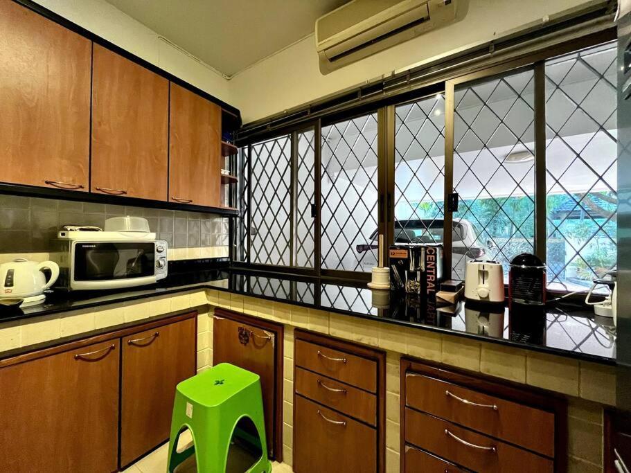 4br Entire House Center Bts Sky Train Mall Villa *