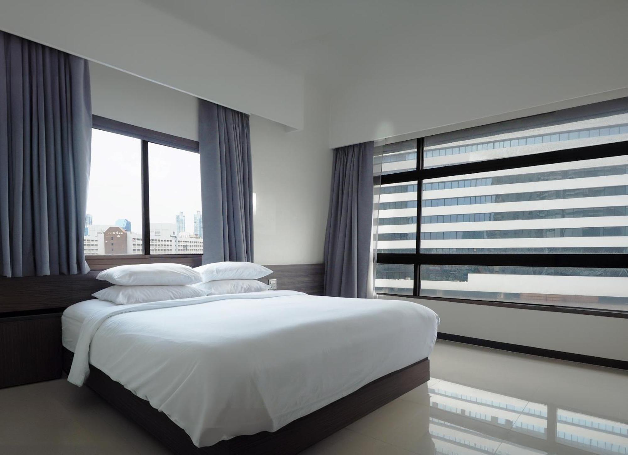 Pinnacle Lumpinee Park Hotell 3*