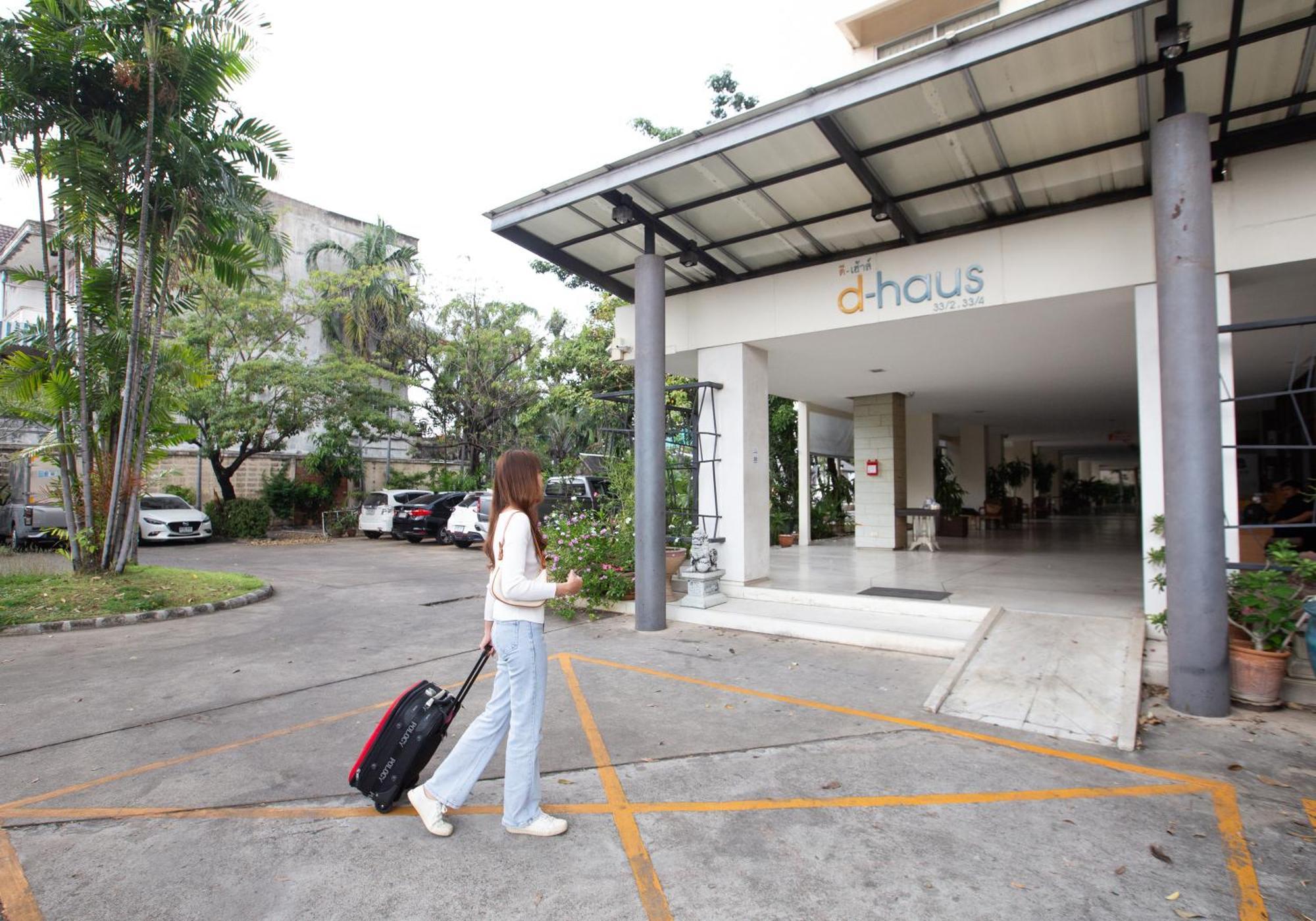 D-haus Ladprao Hotell 4*