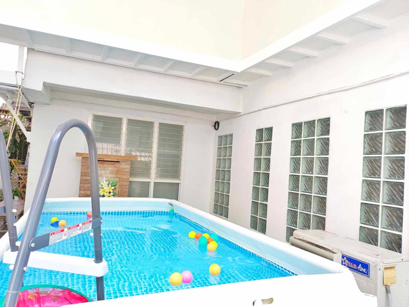 Villa Getaway - 4 Bedroom,6 Beds And 5 Bathroom *