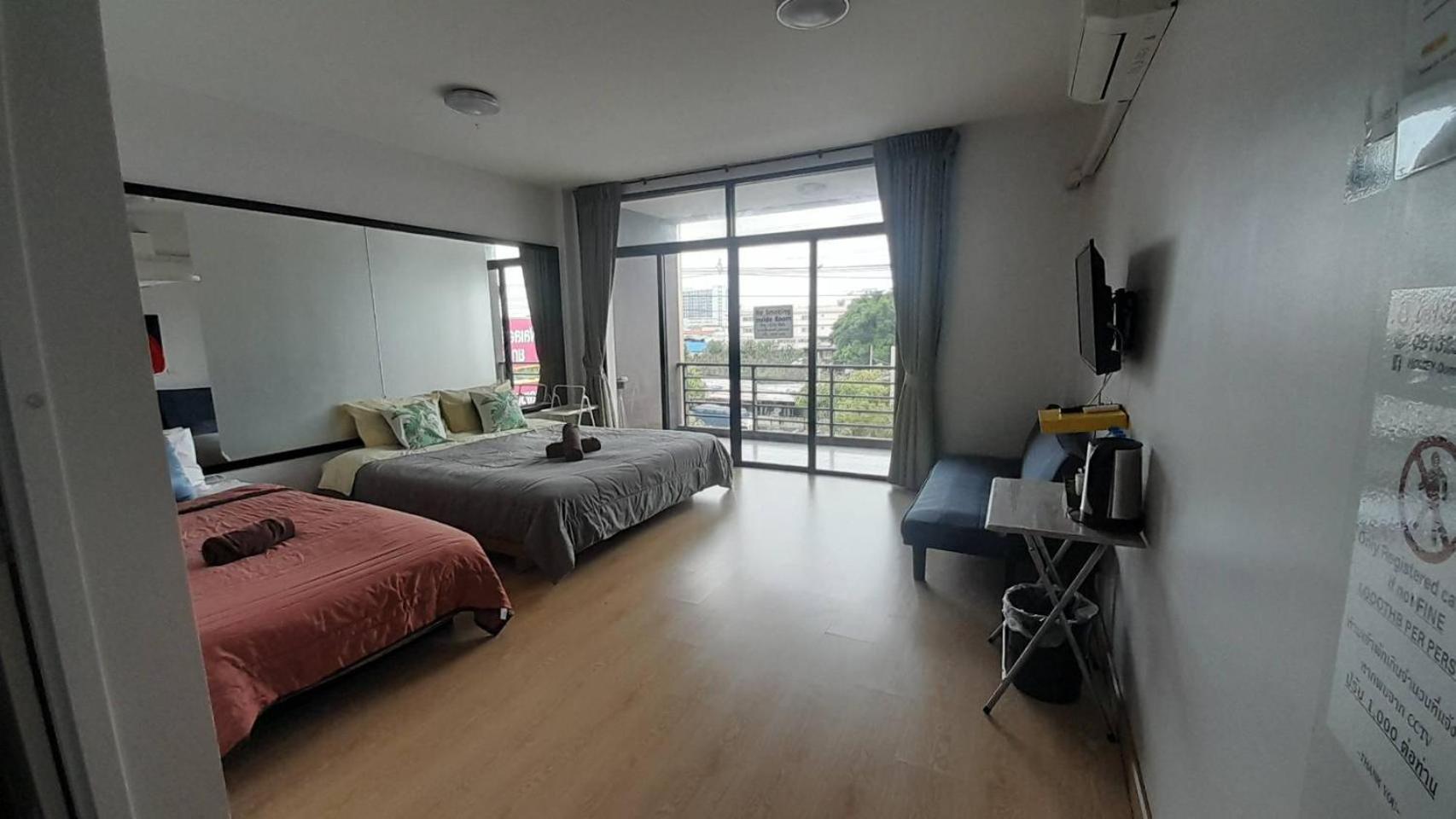 Homey-sleepy Don Mueang Airport Albergue