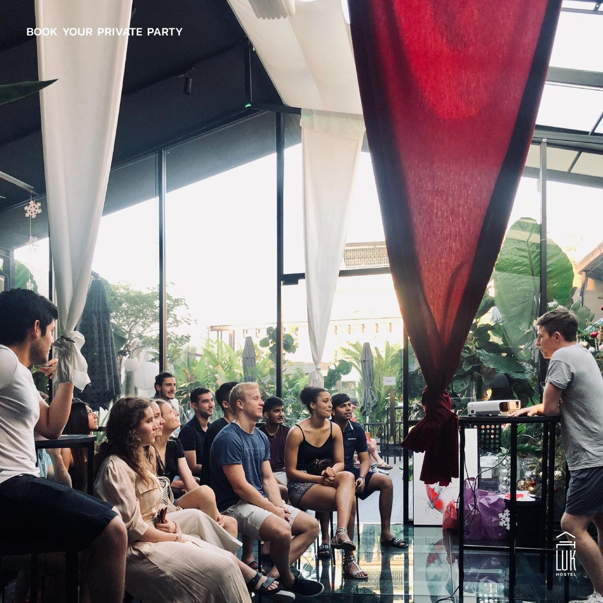 Luk - Digital Nomad Friendly Hostel Bangkok