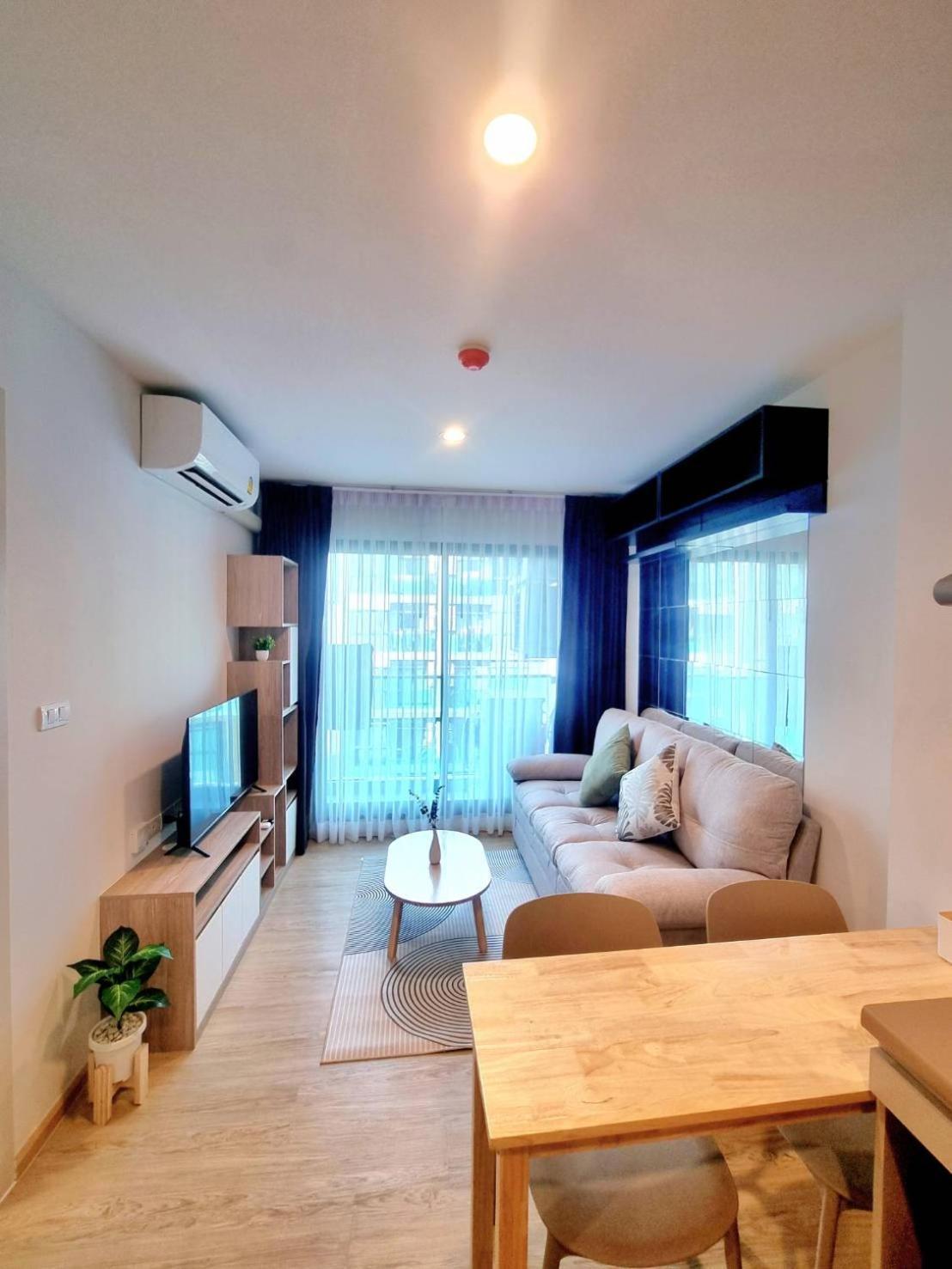 Apartment 1 ห้องนอน ใกล้บีทีเอสอ่อนนุช สายสีเขียว ที่นอนking Size วิวสระว่ายน้ำ *