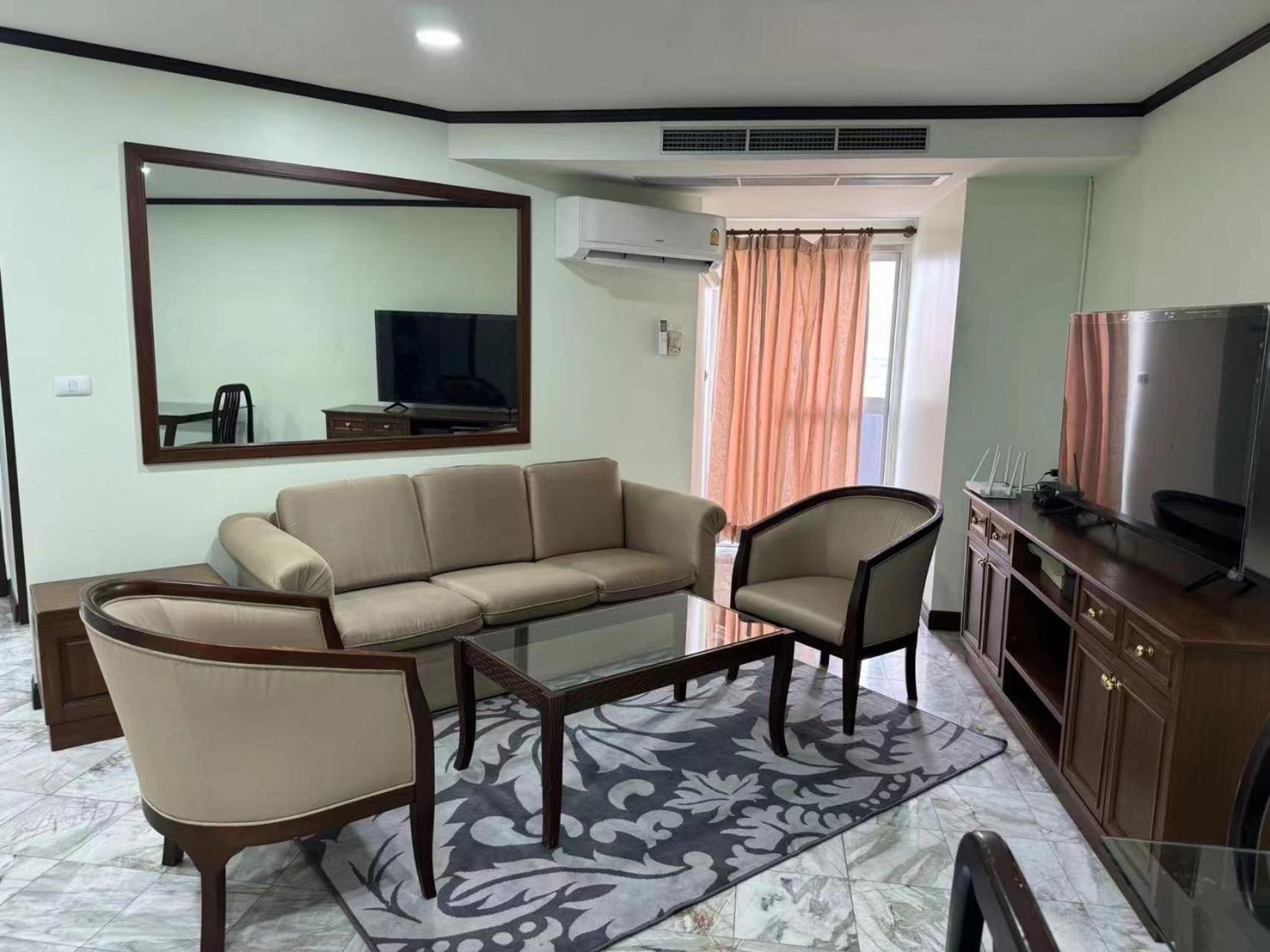 Comfy With Pool In Central Bangkok