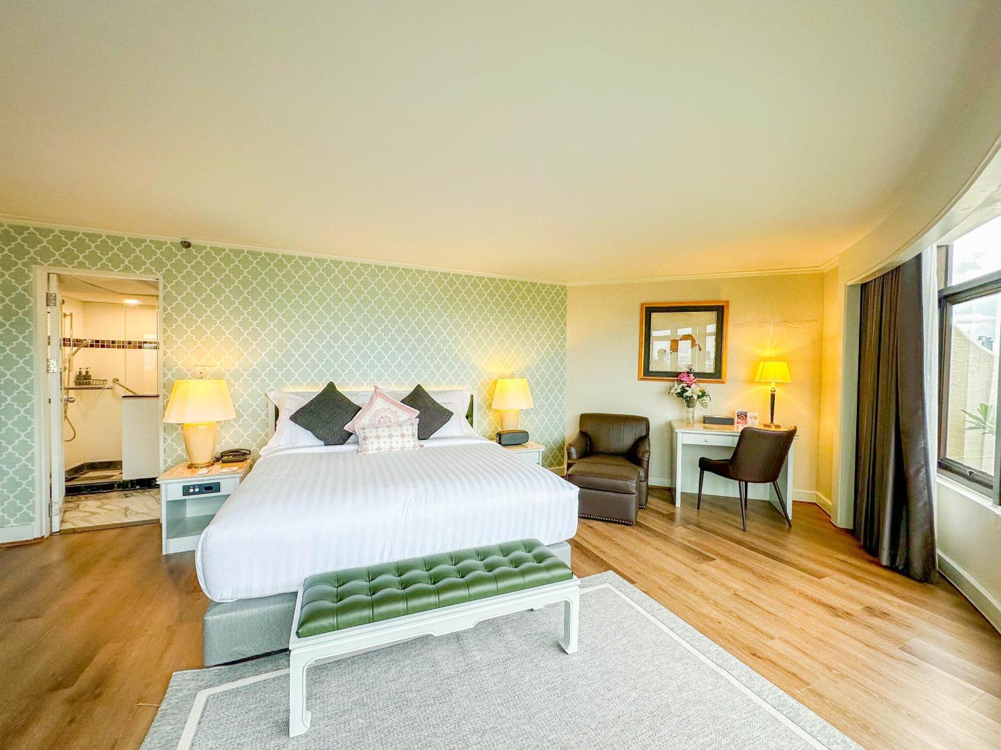 Grand China Hotel