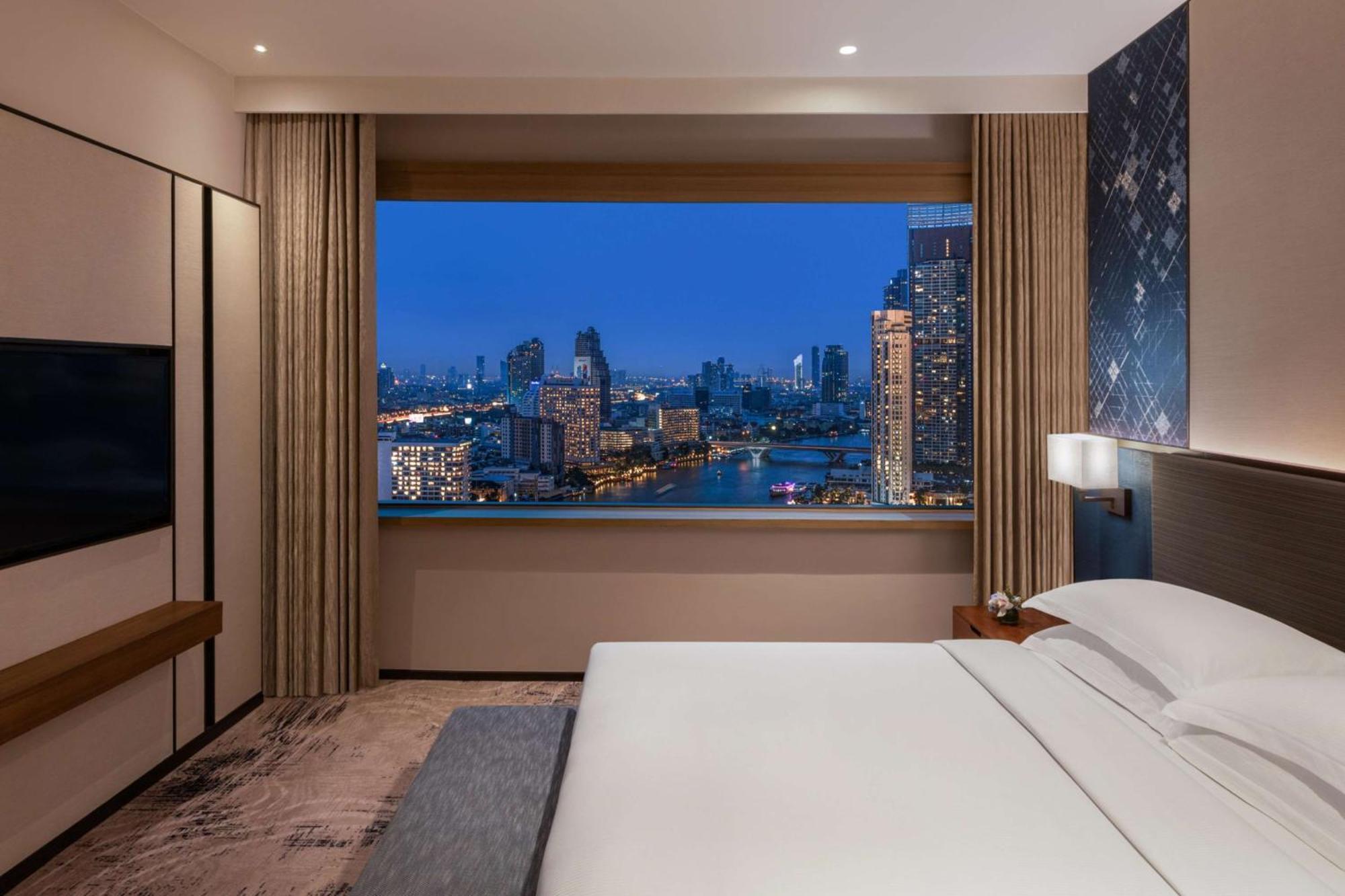 Millennium Hilton Hotel Bangkok