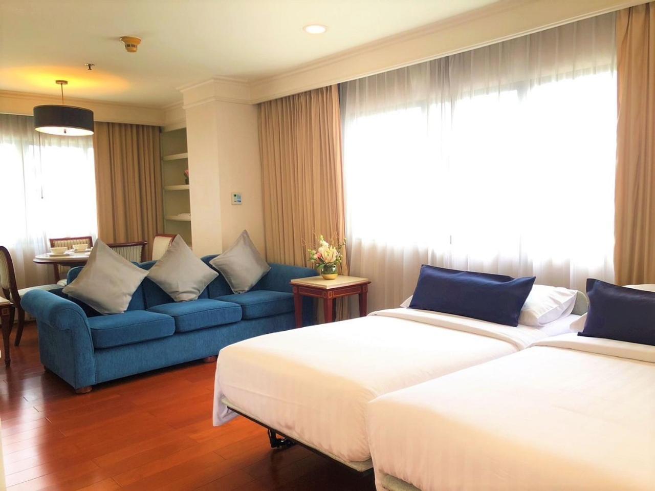 Centre Point Sukhumvit 10 4*