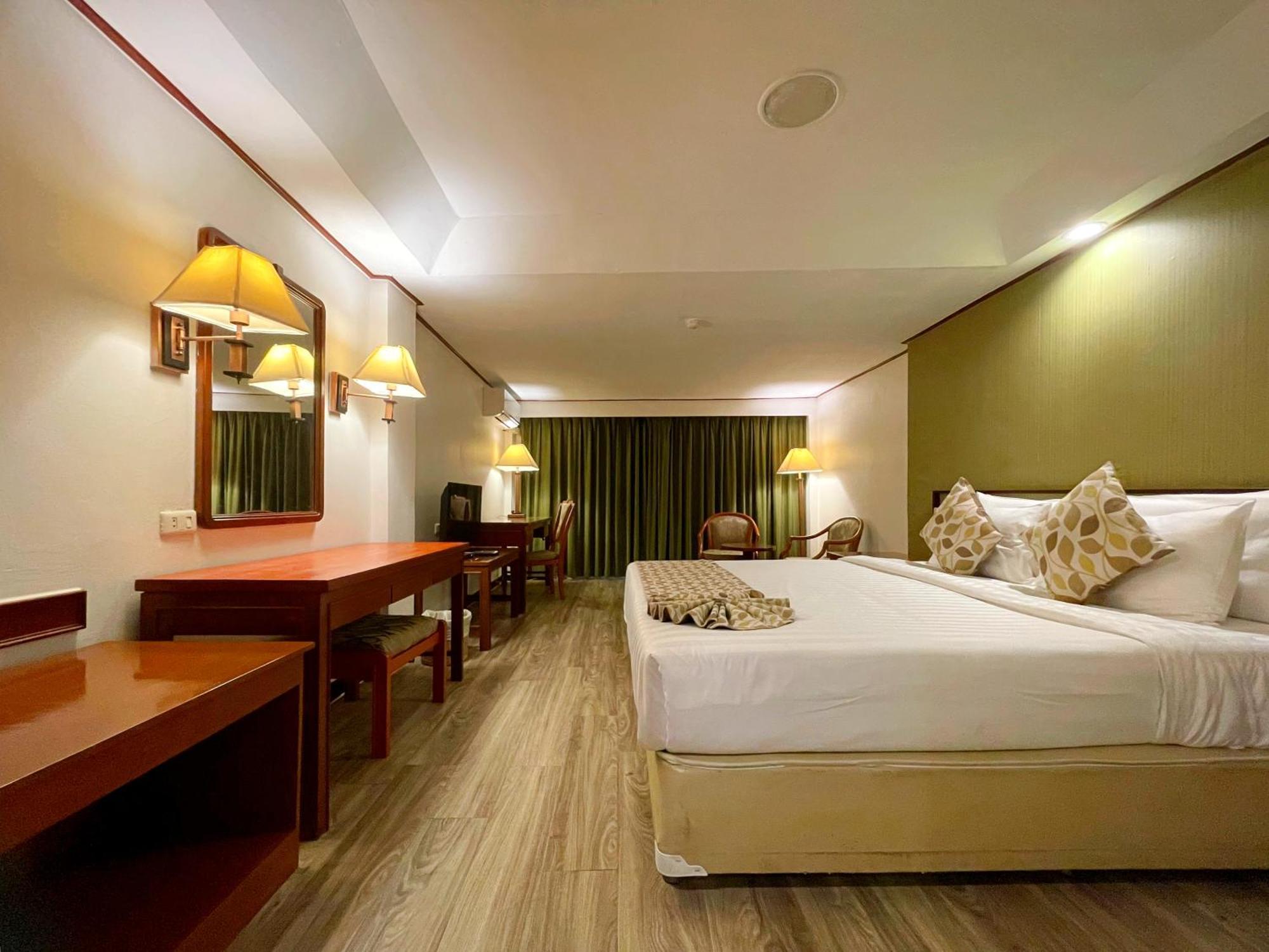 Arawana Regency Park Sukhumvit Bangkok