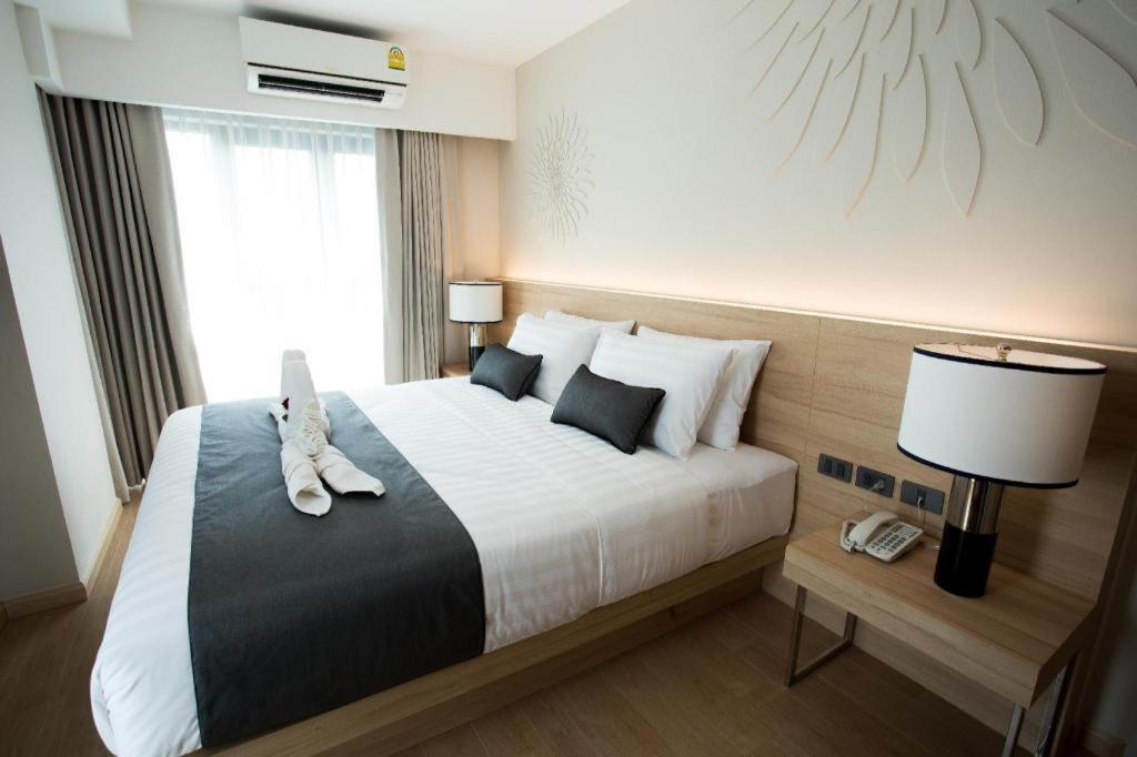 Iconic Hotel 3*