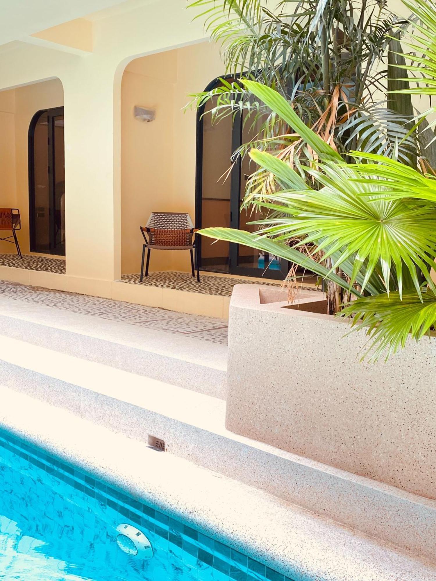 Penginapan Miami 4*