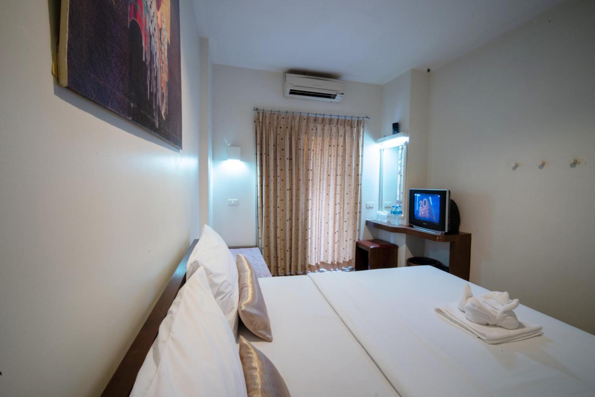 Sawasdee House 3*
