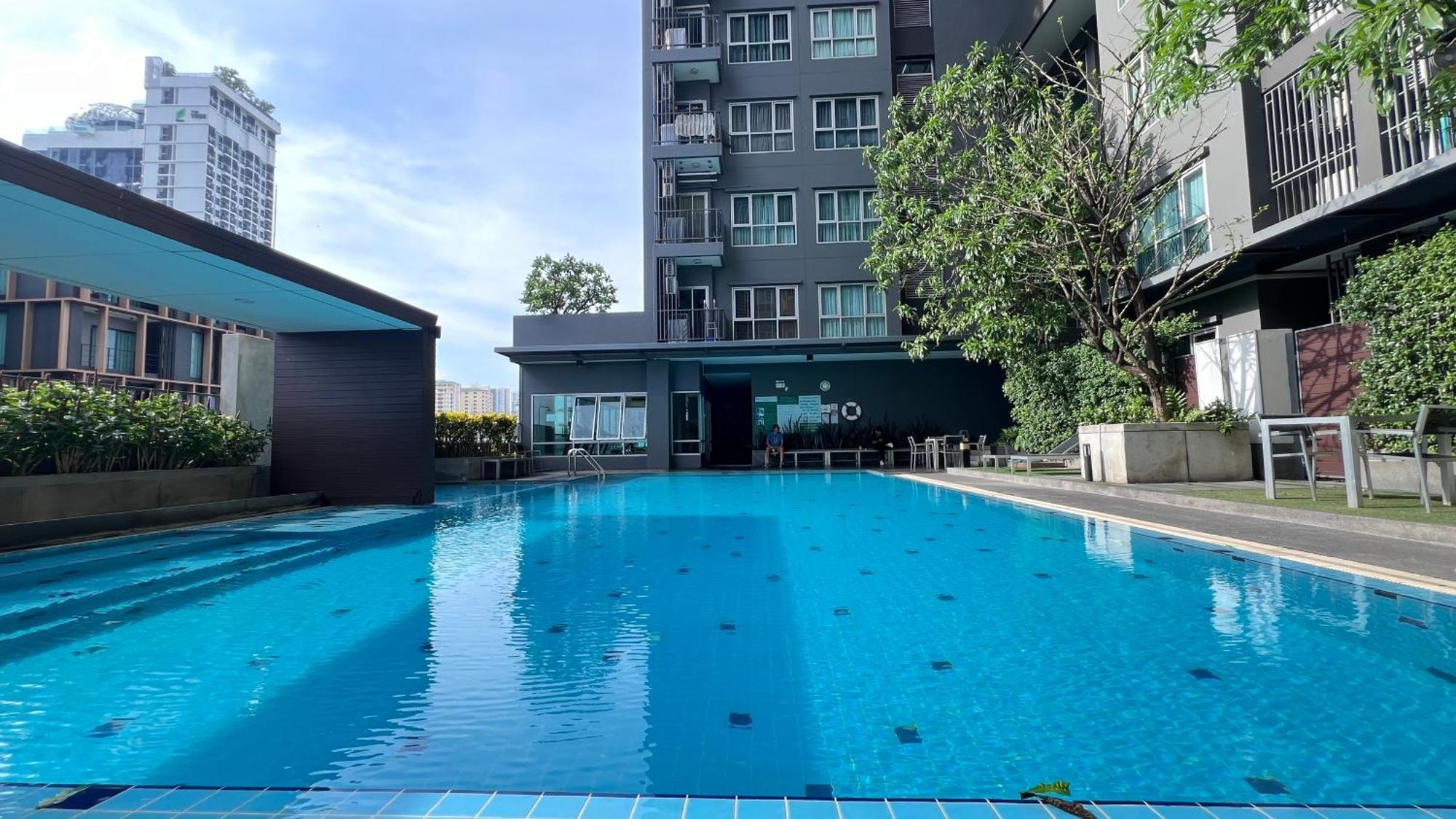 A Rama9 Apartment *