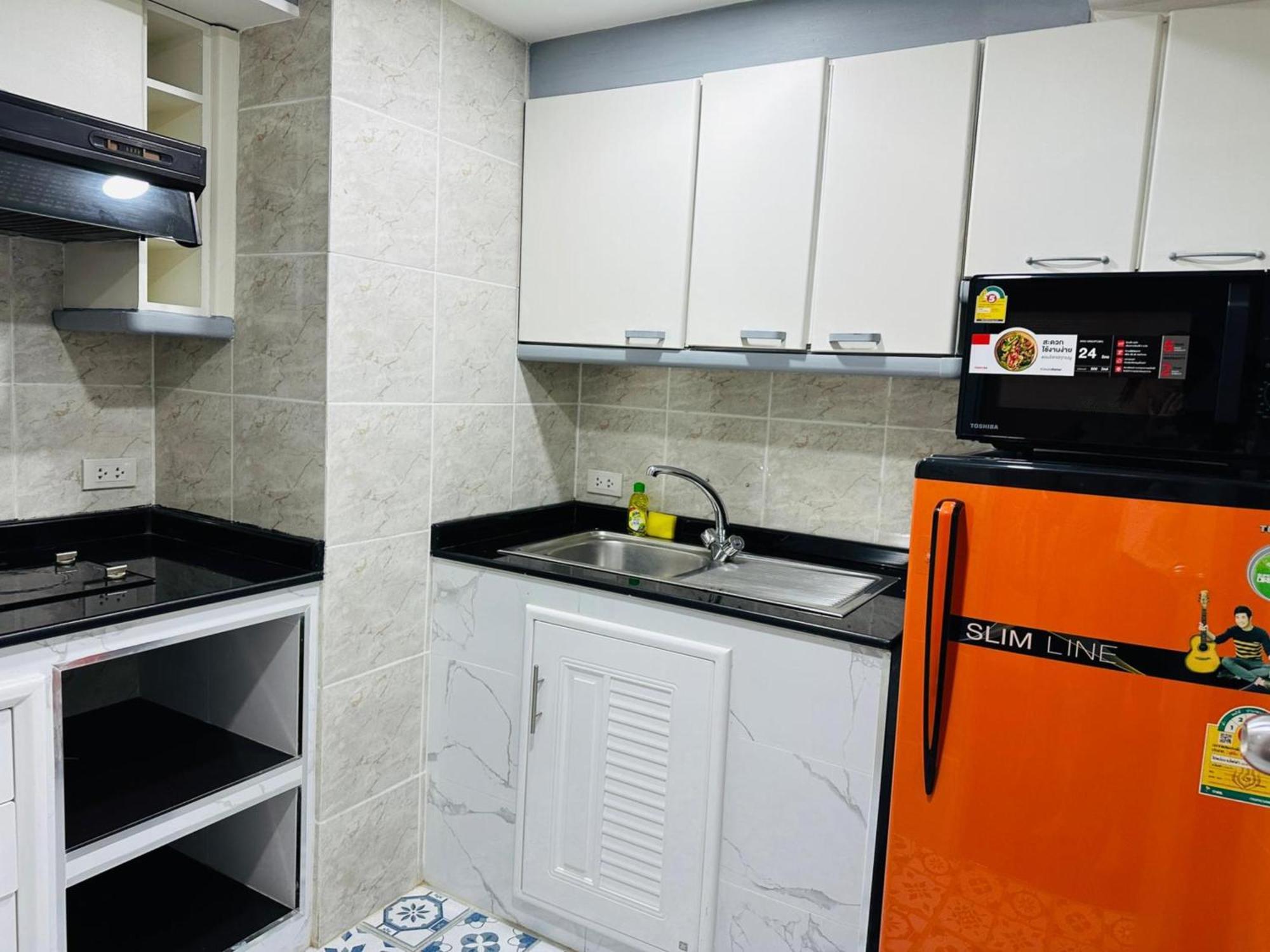 Omni Tower Sukhumvit Soi 4 Direct Căn hộ