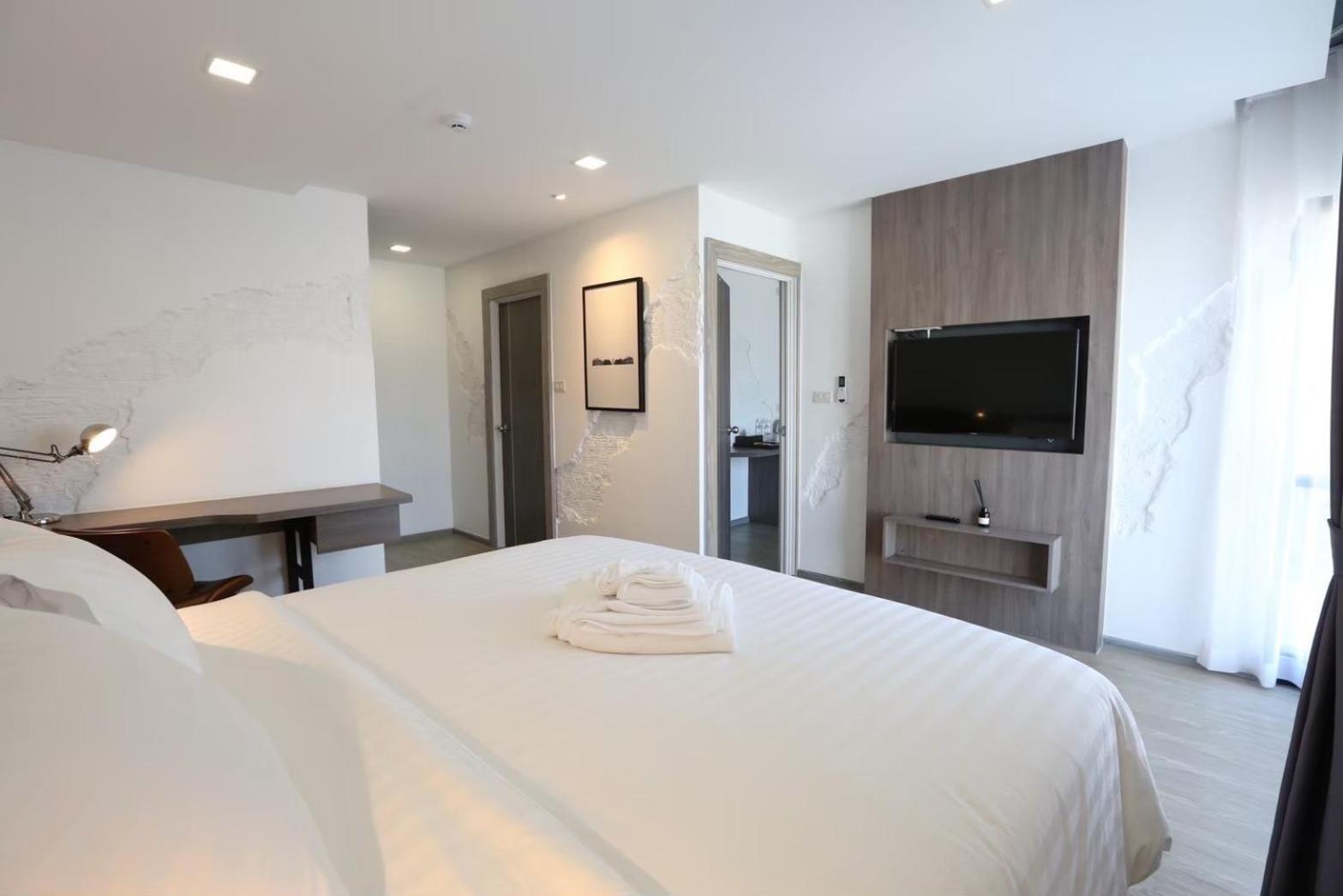 Hotel U42 3*