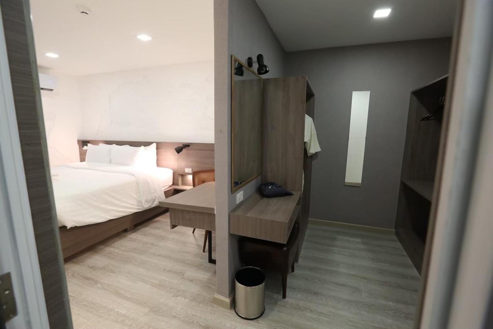 Hotel U42
