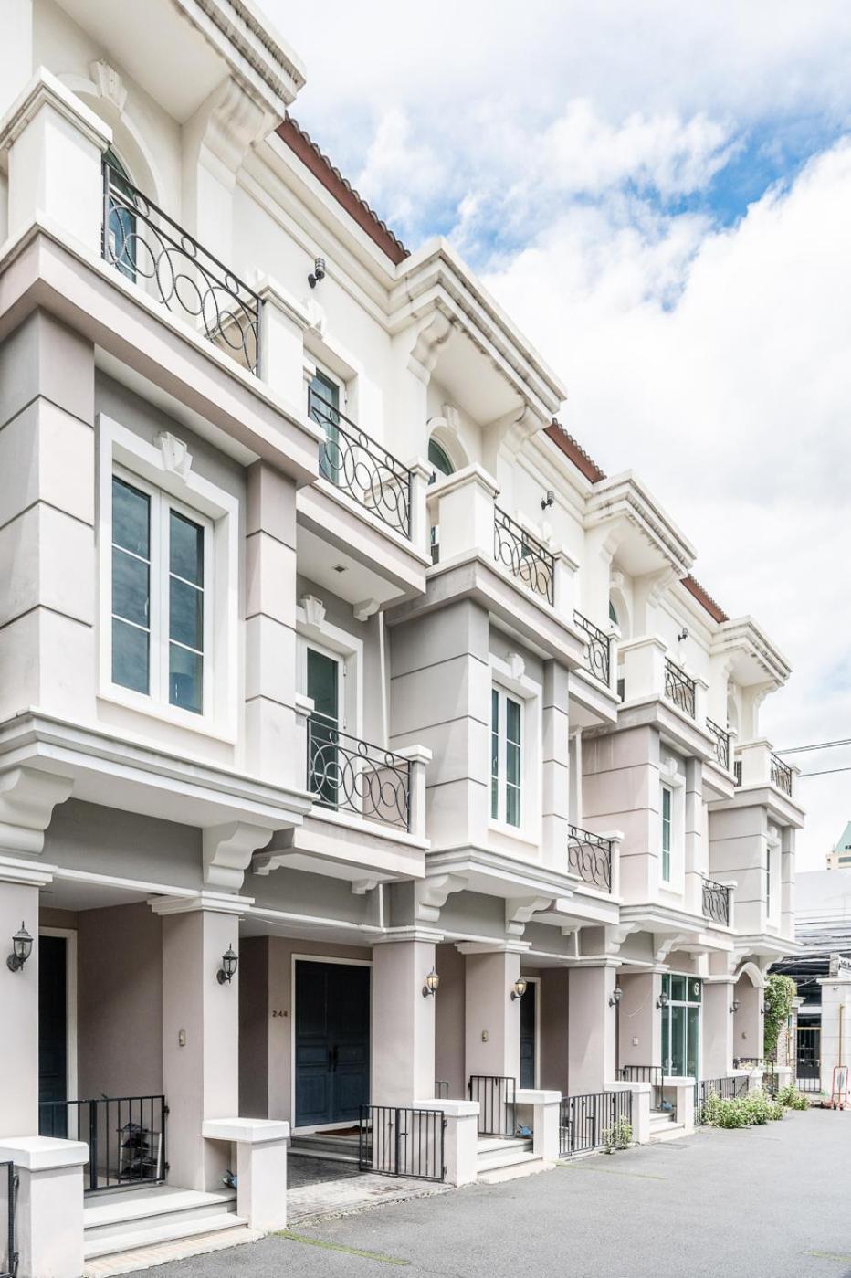 Miq_home404/asok Bts/resort Pool/10pax/1000mbwifi Biệt thự