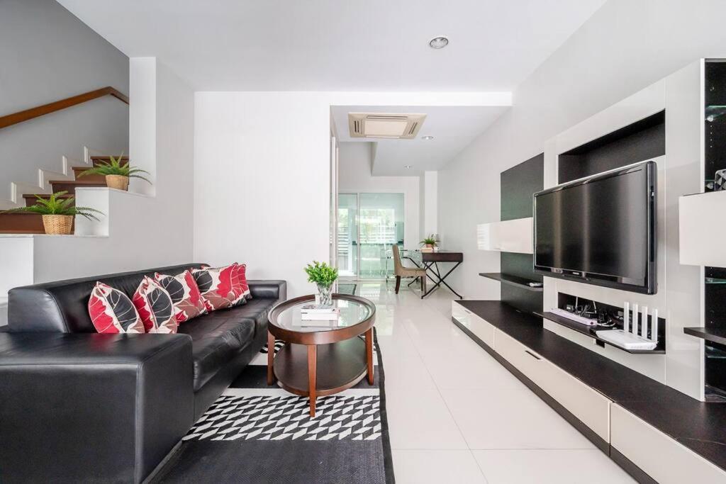 Miq_home404/asok Bts/resort Pool/10pax/1000mbwifi Biệt thự *