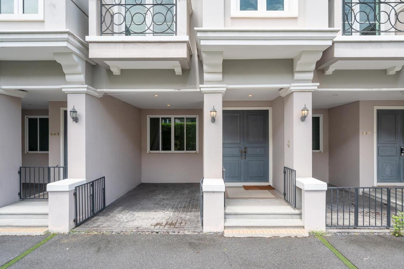 Biệt thự Miq_home404/asok Bts/resort Pool/10pax/1000mbwifi *