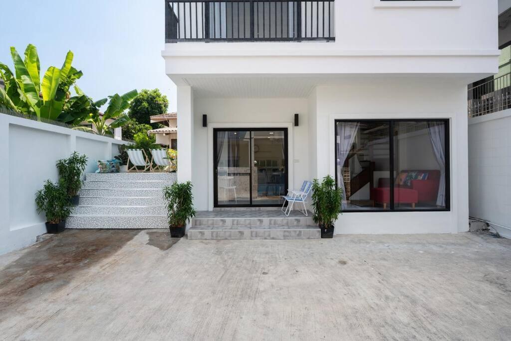 Vila Miq Ekkamai3_pool Villa_3br House