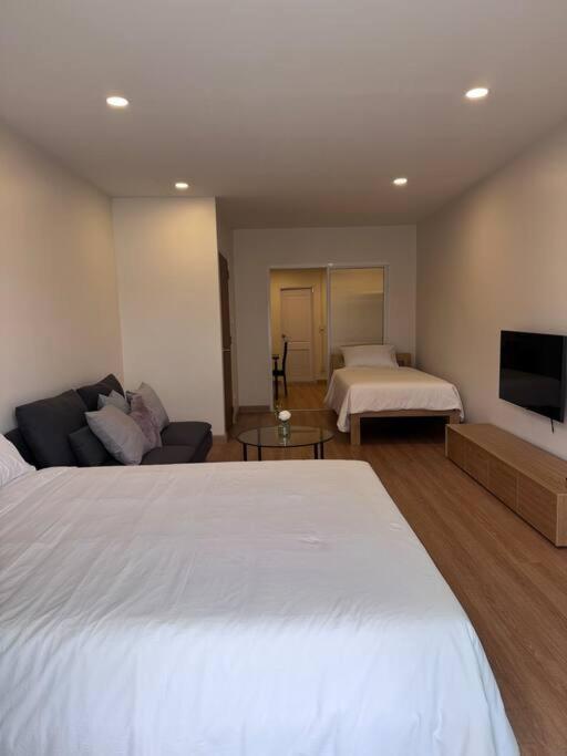 House In Bangkok, Sukhumvit Line Bts * Bangkok