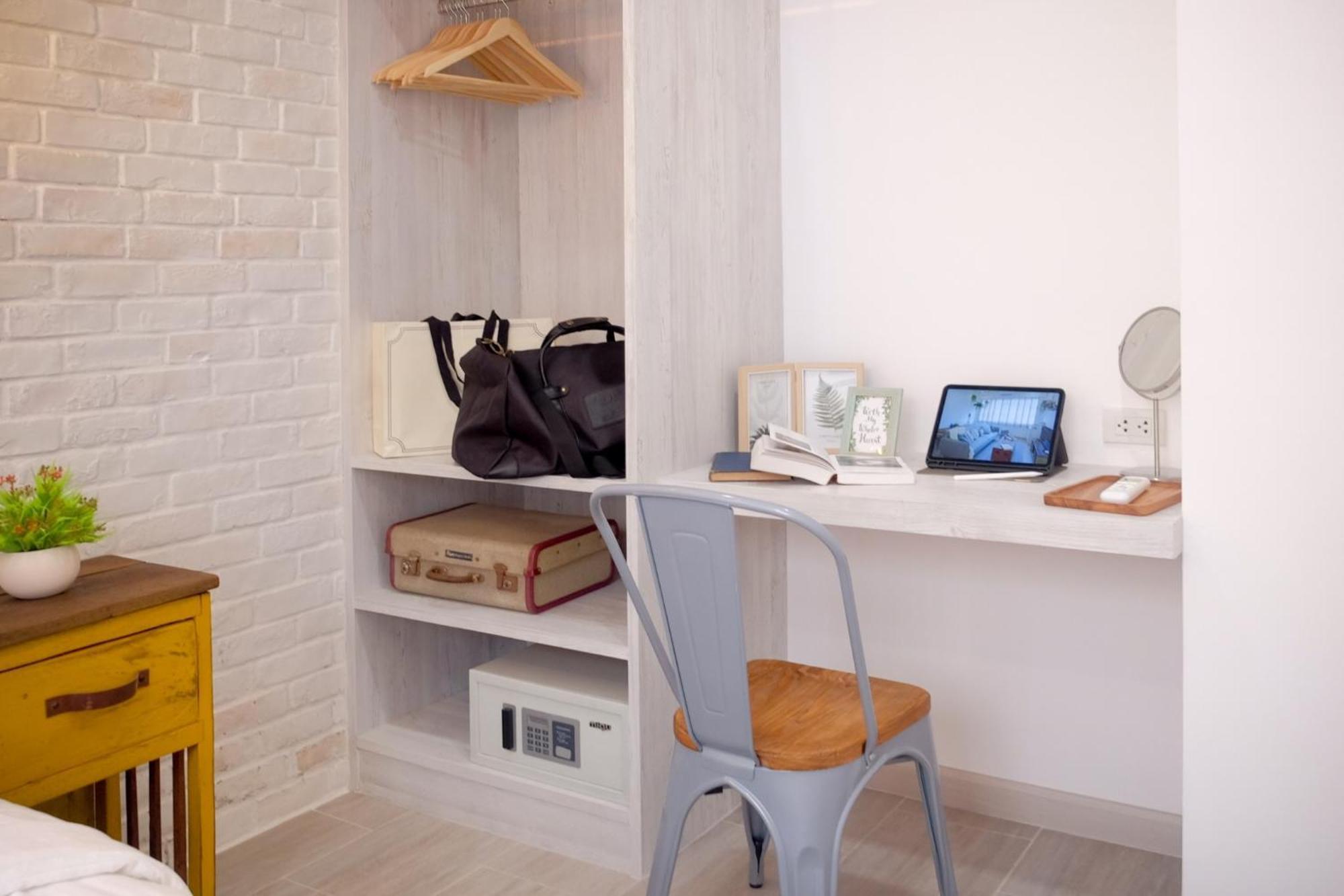Hide And Seek Boutique Hometel Bed and breakfast Bangkok