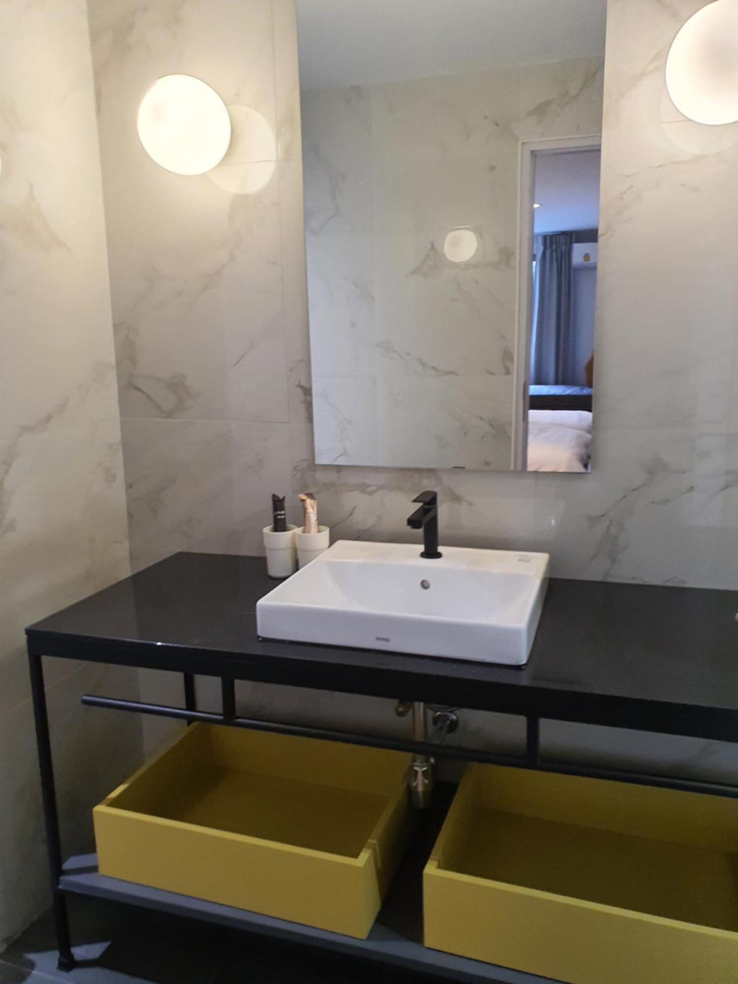 Roompini Tempat Tidur & Sarapan Bangkok